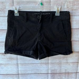 American Eagle Black Cuffed shorts sz 6